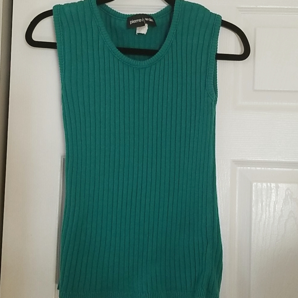 Size SMALL brillant green sleeveless sweater